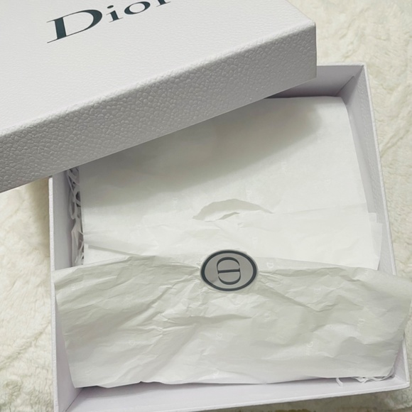 Vintage Dior Gift Box - Picture 4 of 10